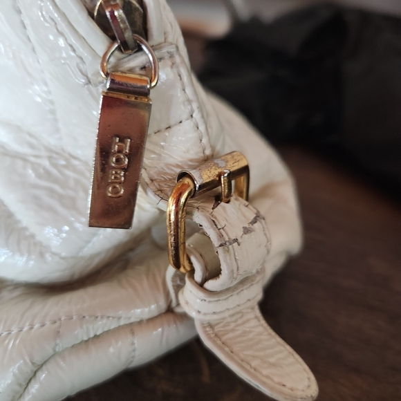 HOBO International White Patent Leather Quilted Shoulder Dust Bag Purse - Picture 10 of 11